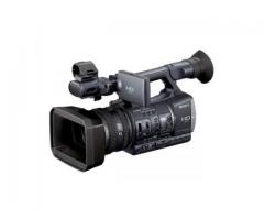 Vand camera video profesionala Sony AX 2000