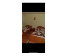 Regim hotelier Rucar casa de vacanta 5 dormitoare - 750 lei/zi intreaga cabana - Poza 3/8