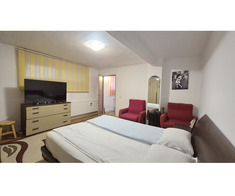 Investiție sigură în Schei – 2 camere pregătite pt Airbnb - Imagine 7/8