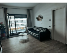 Proprietar inchiriez 2 camere  MAMAIA NORD cu centrala termica proprie si loc parc