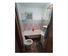 Persoana fizica vand apartament 2 camere Podu roș kaufland nicolina - Imagine 4/4