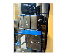 Stoc, iPhone 16, iPhone 16 Pro, Sony PS5, iPhone 16e, iPhone 15, iPhone 17, iPhone 17